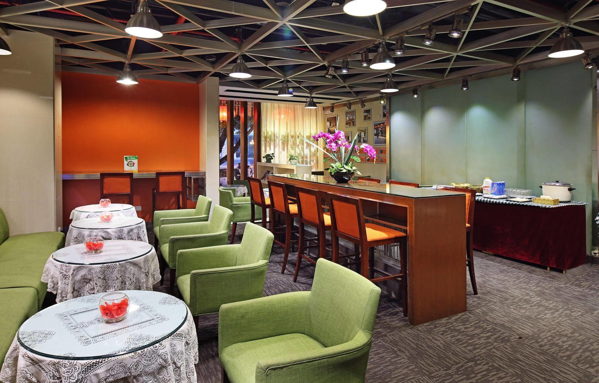 Yanjiang East Garden Inn Гуанчжоу Экстерьер фото