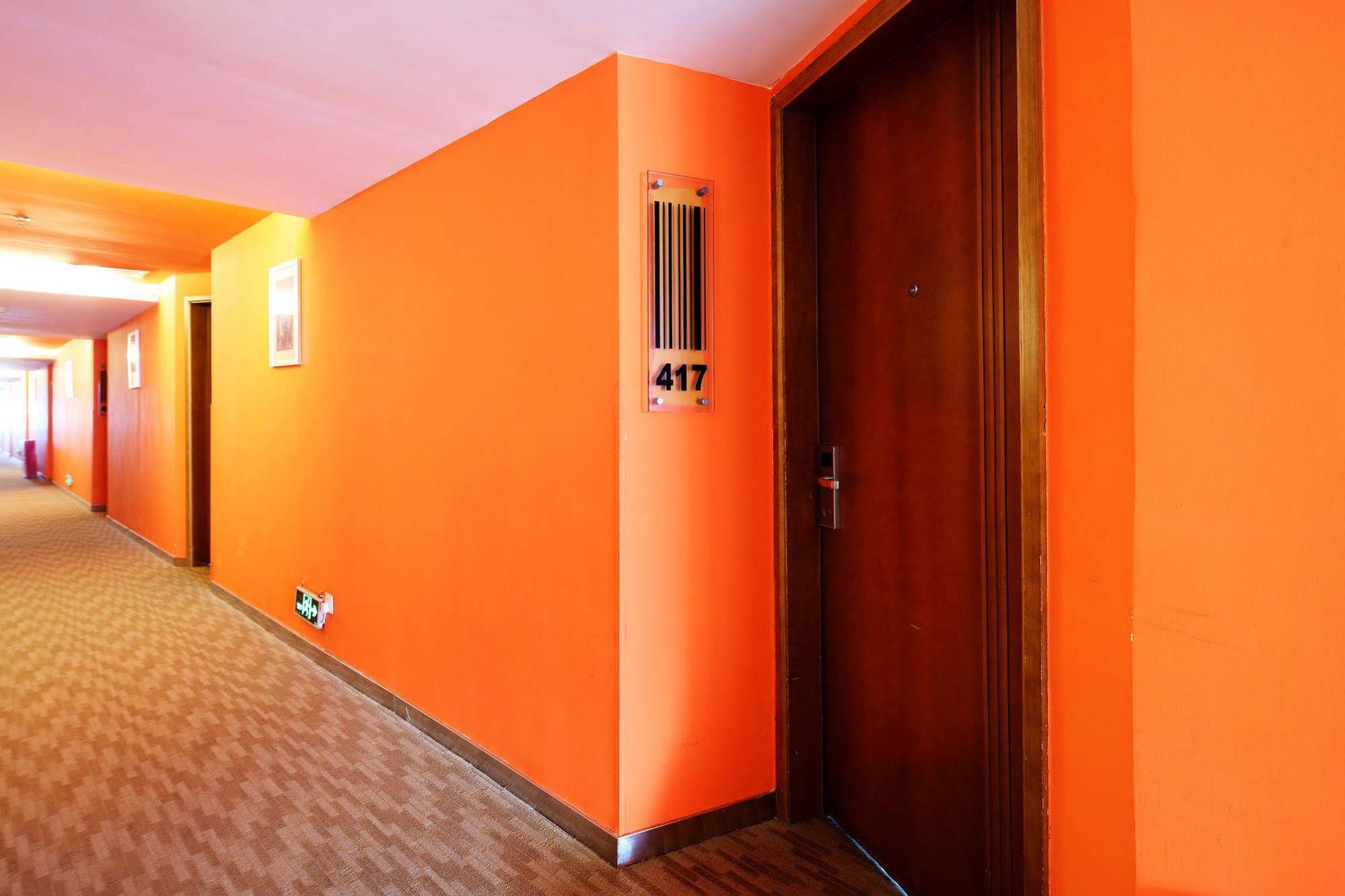 Yanjiang East Garden Inn Гуанчжоу Экстерьер фото